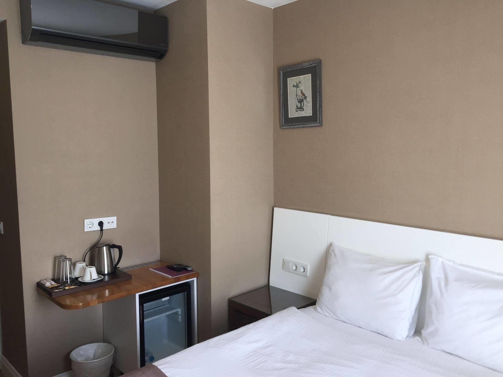 Aston Hotel Taksim Istanbul Exterior foto